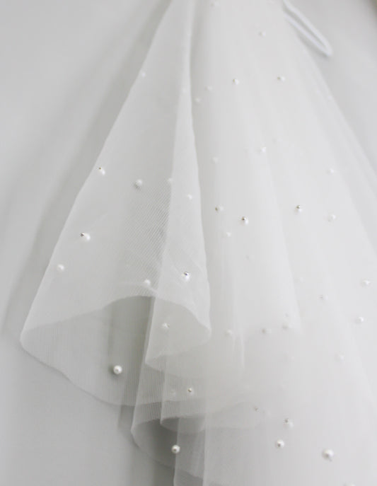 Classic Pearl off white Veil