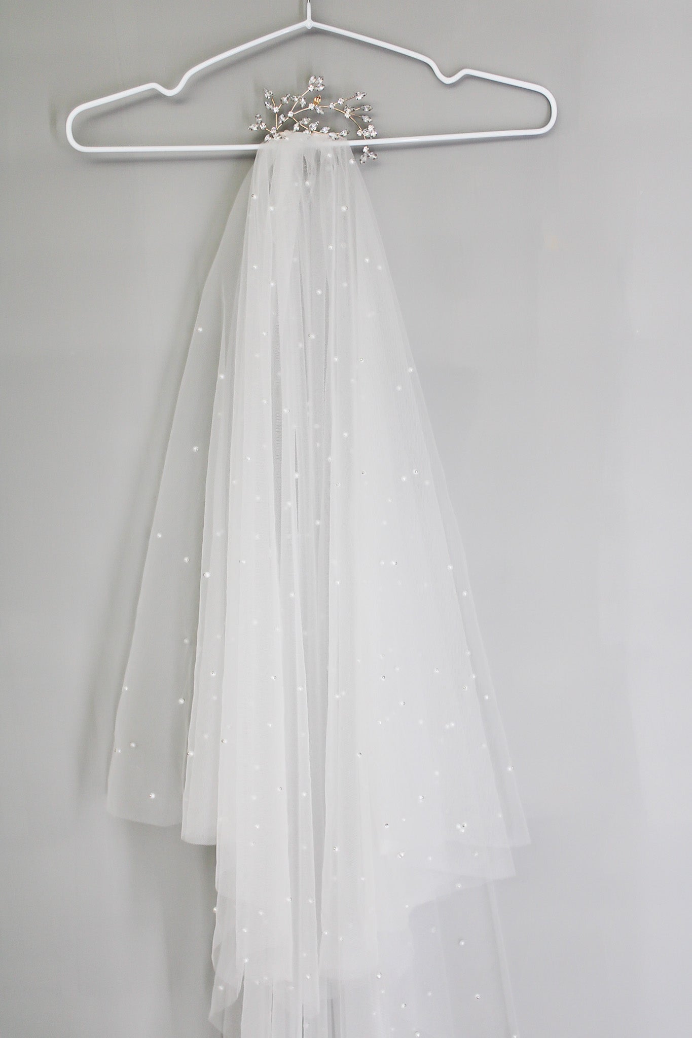 Classic Pearl off white Veil