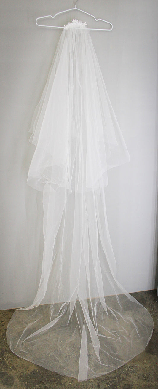 Floral Lace detailed off white Veil